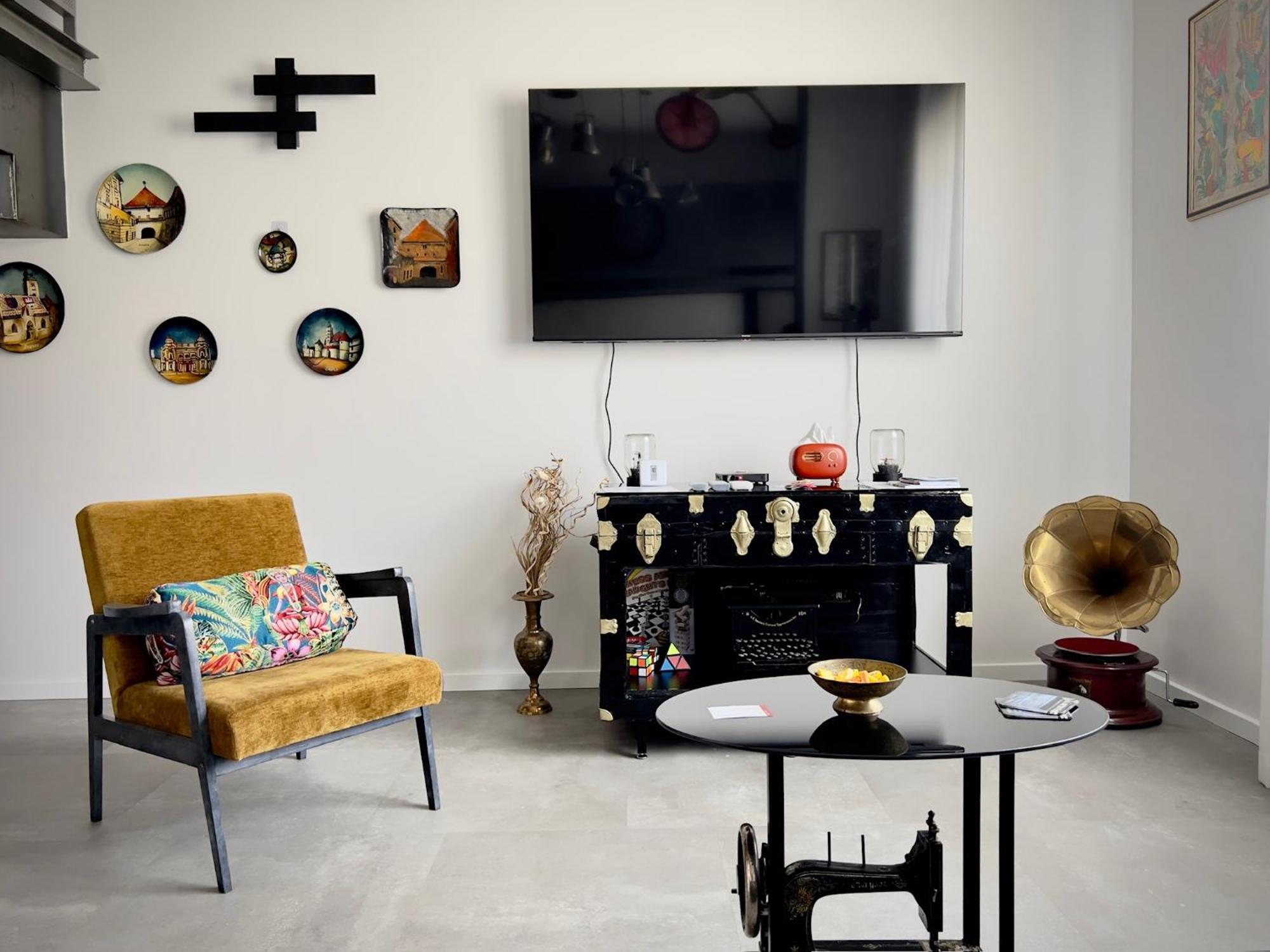 Zagreb Industrial Charm 1 & 2 Apartment Luaran gambar